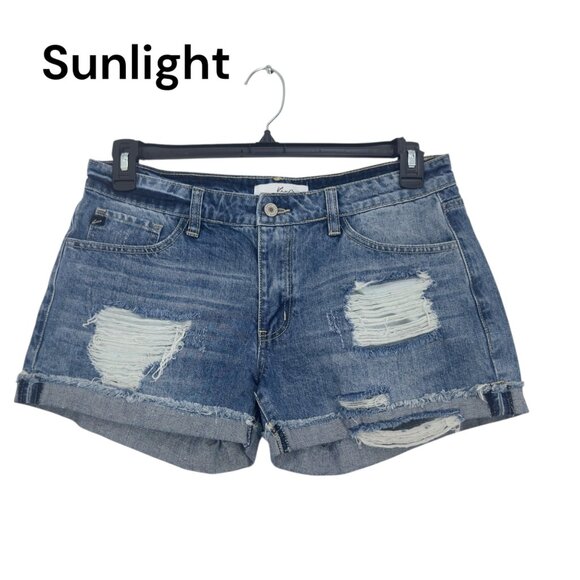 KanCan Womens Size L Mid Rise Distressed Cuffed Blue Denim Shortie Shorts - Picture 1 of 12